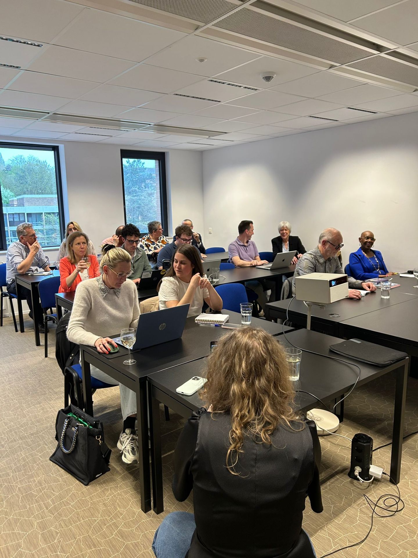 Ambiance d'une soirée LEARN & Connect en Brabant Wallon